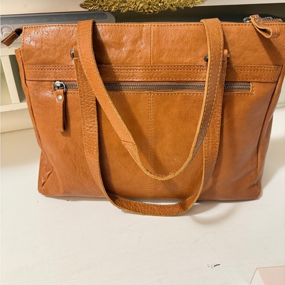 Spikes & Sparrow Cognac Leather Laptop Tote Bag. - Picture 5 of 16